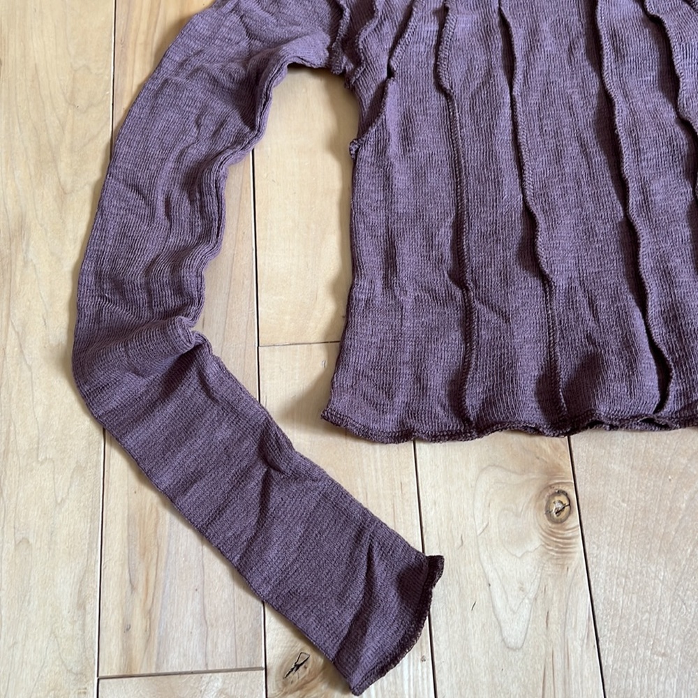 Urban Outfitters BDG Women’s Sweater Top - Picture 3 of 7